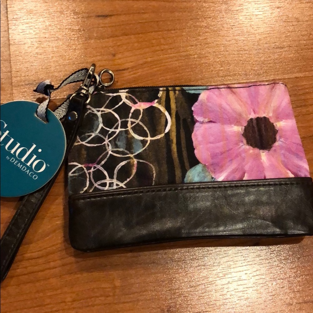 Flower Printed Wristlet
